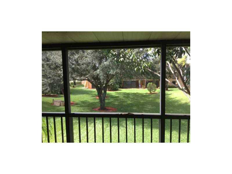 HAMPTON COURT CONDO - Residential Lease