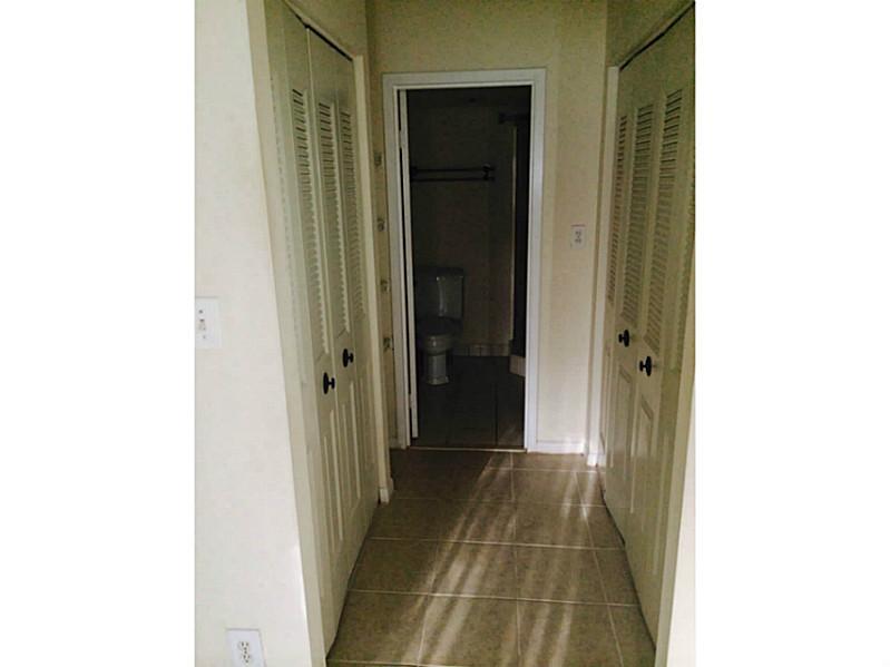 HAMPTON COURT CONDO - Residential Lease