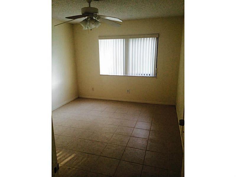 HAMPTON COURT CONDO - Residential Lease