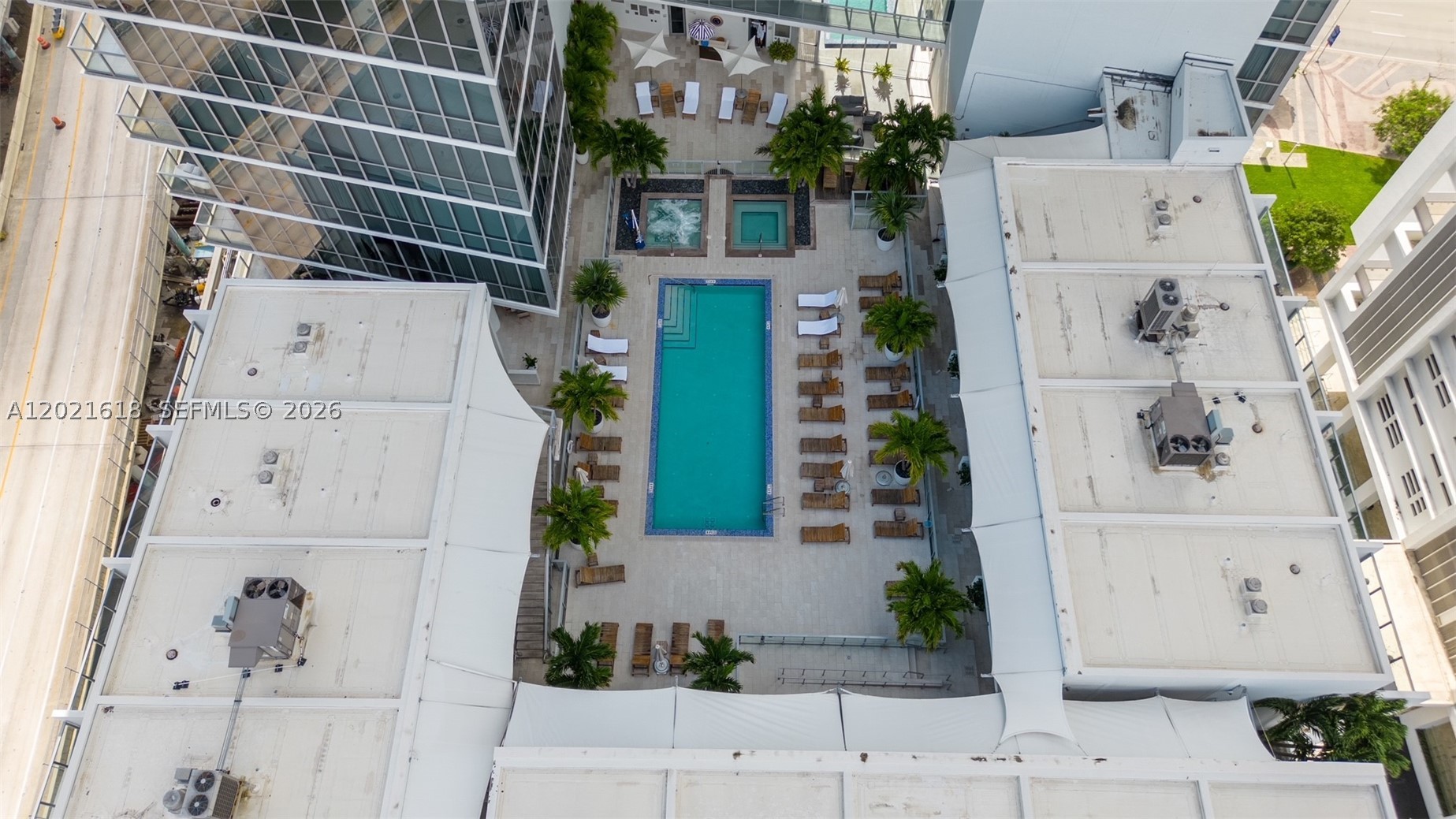 MARQUIS CONDO - Residential