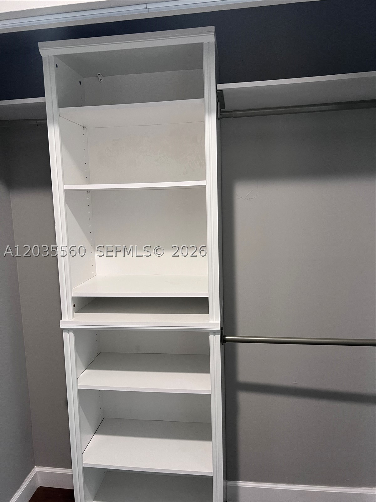 HOLLYWOOD PARC CONDOMINIU - Residential Lease