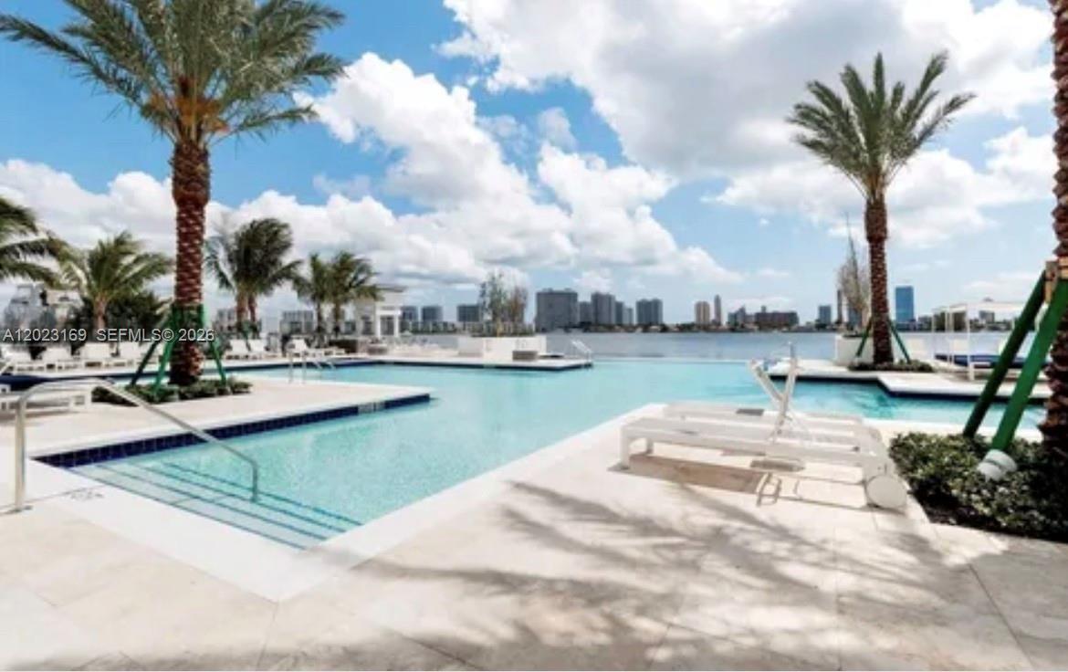 MARINA PALMS RESIDENCES S - Residential