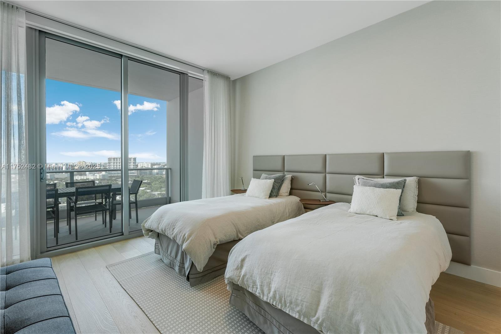 Grovenor House - Residential