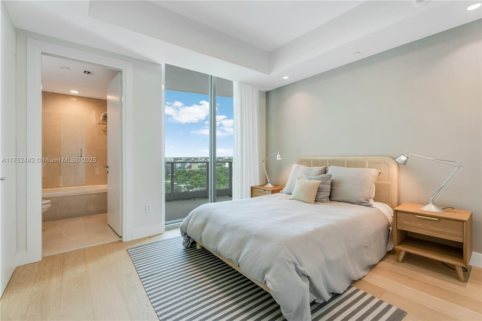 Grovenor House - Residential