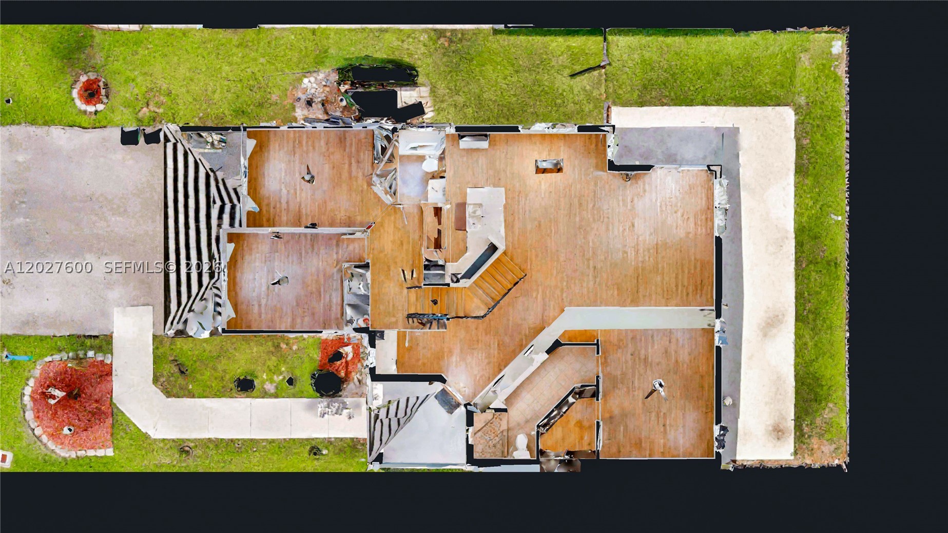 FOREST RIDGE CLUSTER HOME - Residential