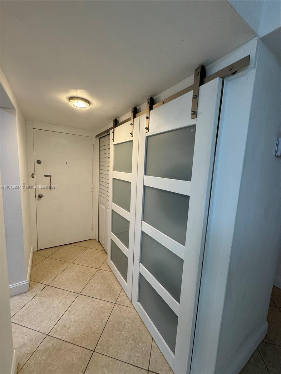 DADELAND PLACE CONDO - Residential Lease
