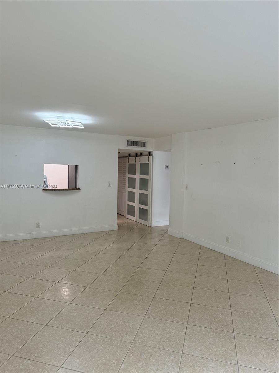DADELAND PLACE CONDO - Residential Lease