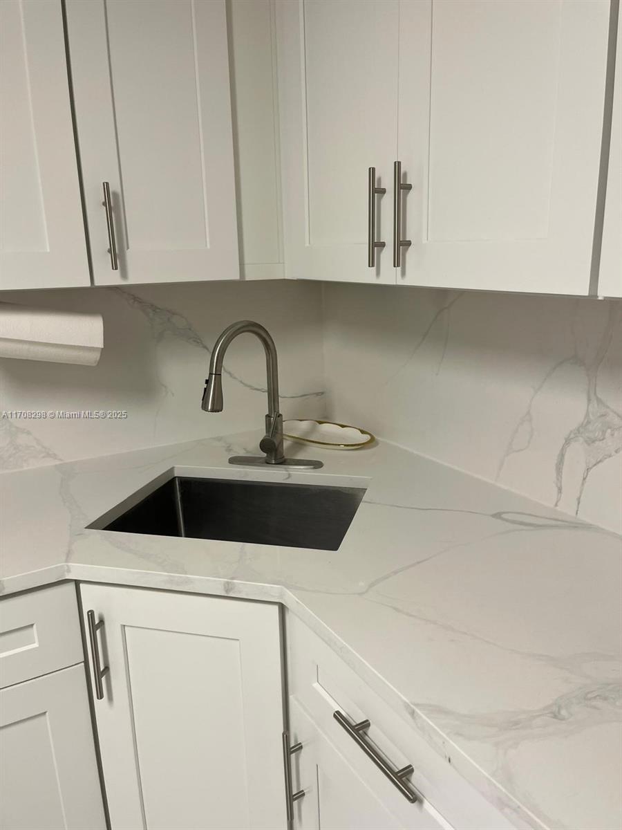 BAYPORT VILLAGE D CONDO - Residential