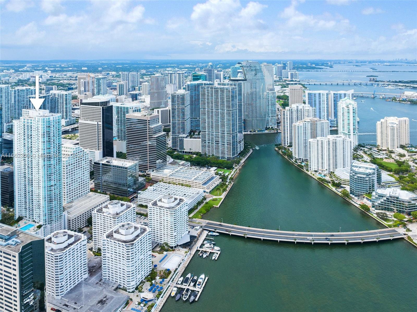 THE PLAZA 851 BRICKELL CO - Residential Lease