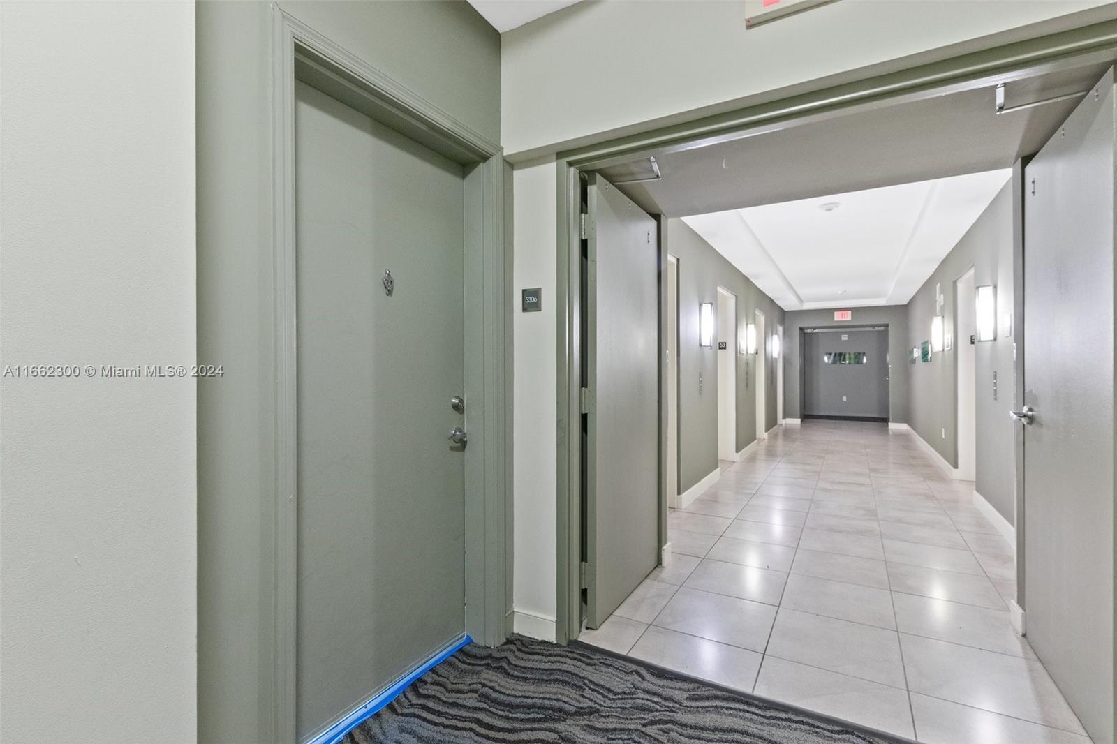 THE PLAZA 851 BRICKELL CO - Residential Lease