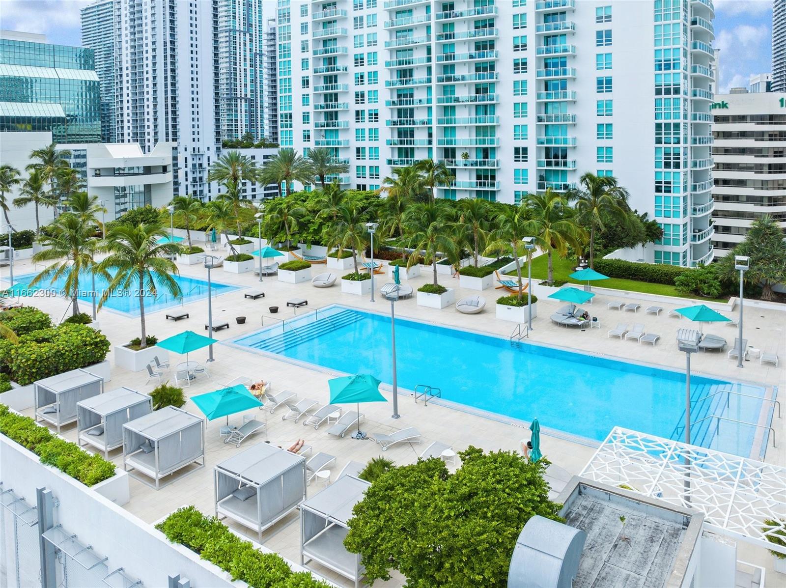 THE PLAZA 851 BRICKELL CO - Residential Lease