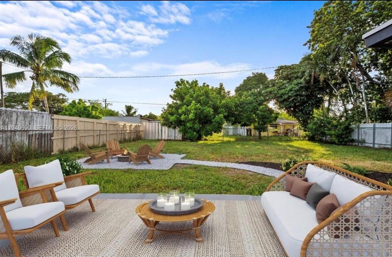 HOLLYWOOD BEACH HEIGHTS P - Residential