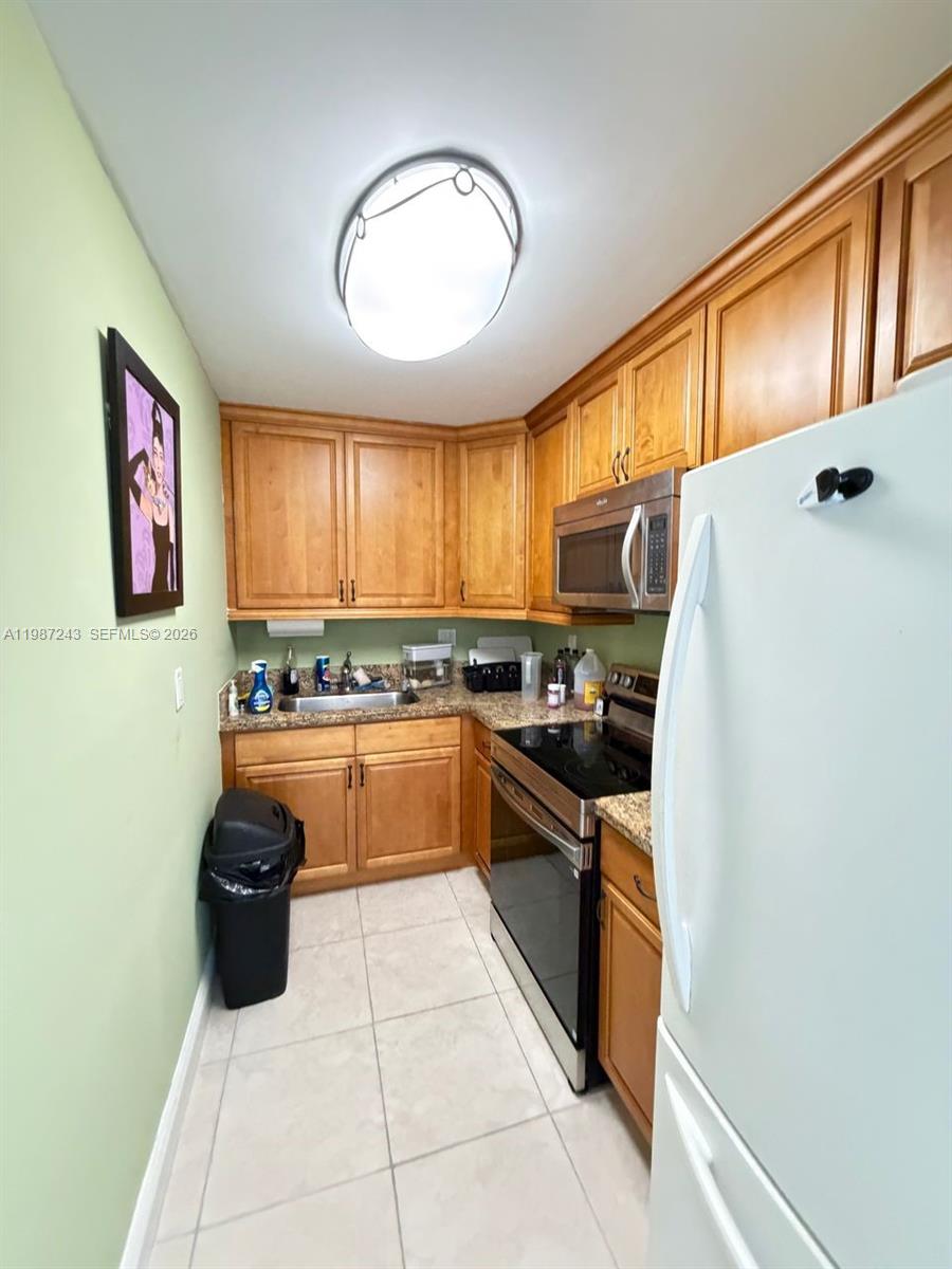 VICTORIA PARK TOWER CONDO - Residential
