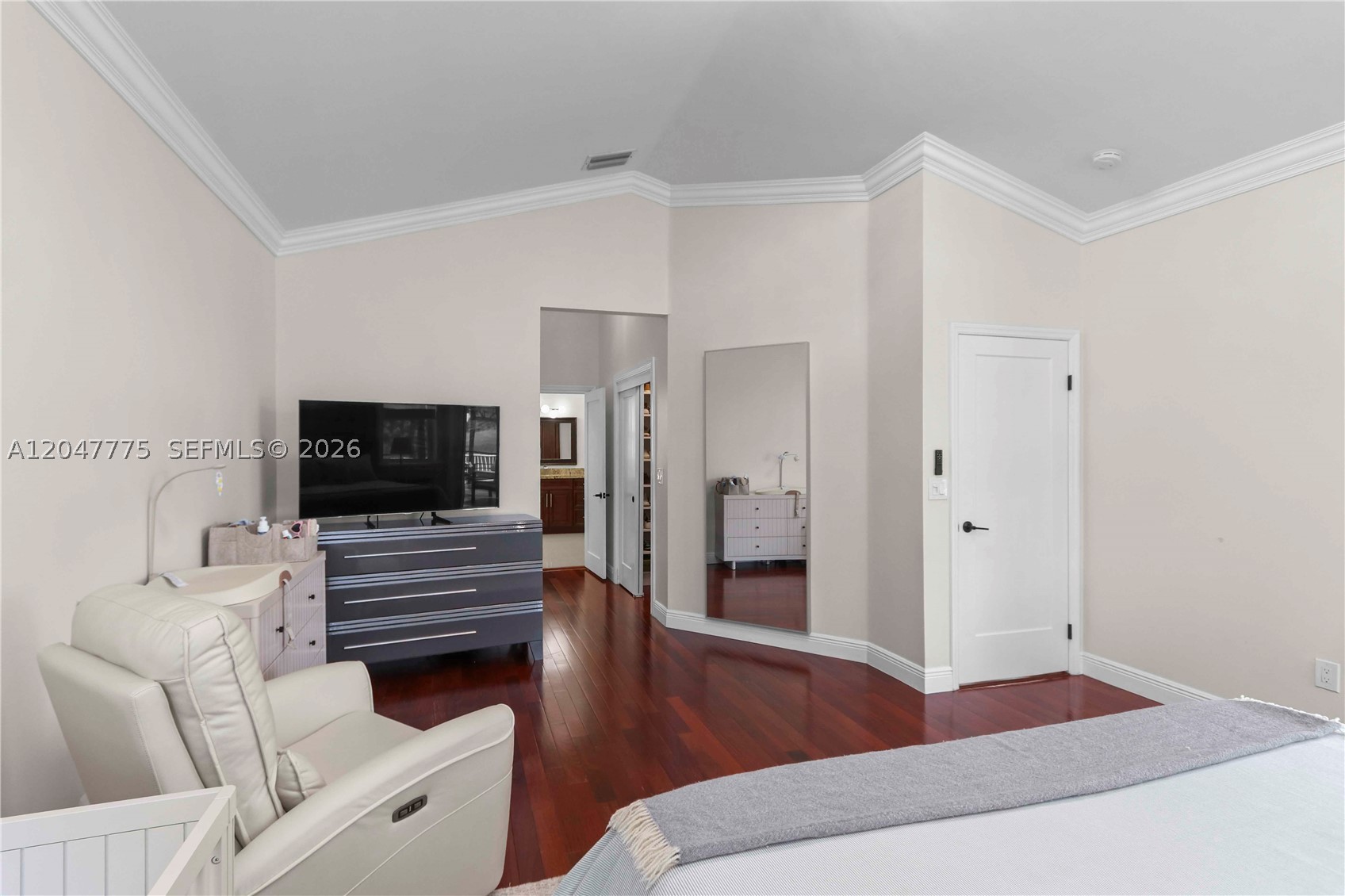 HOLLYWOOD LAKES COUNTRY C - Residential Lease