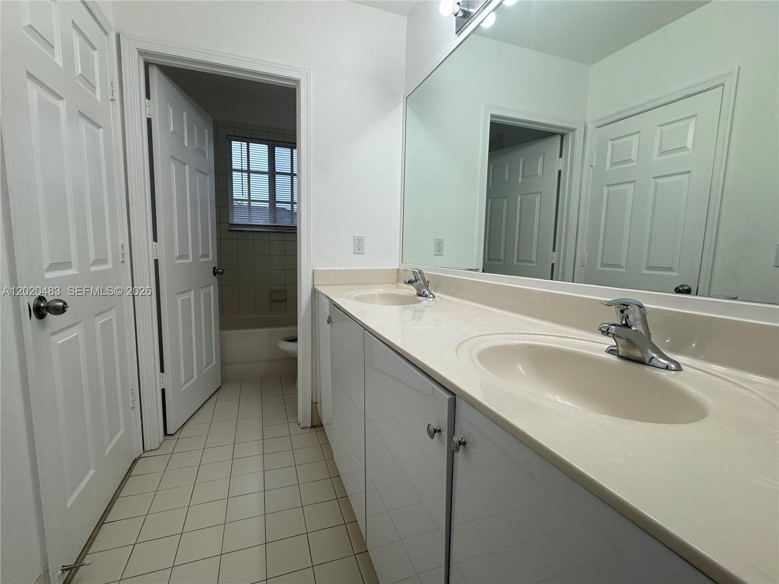 GEORGETOWN - Residential