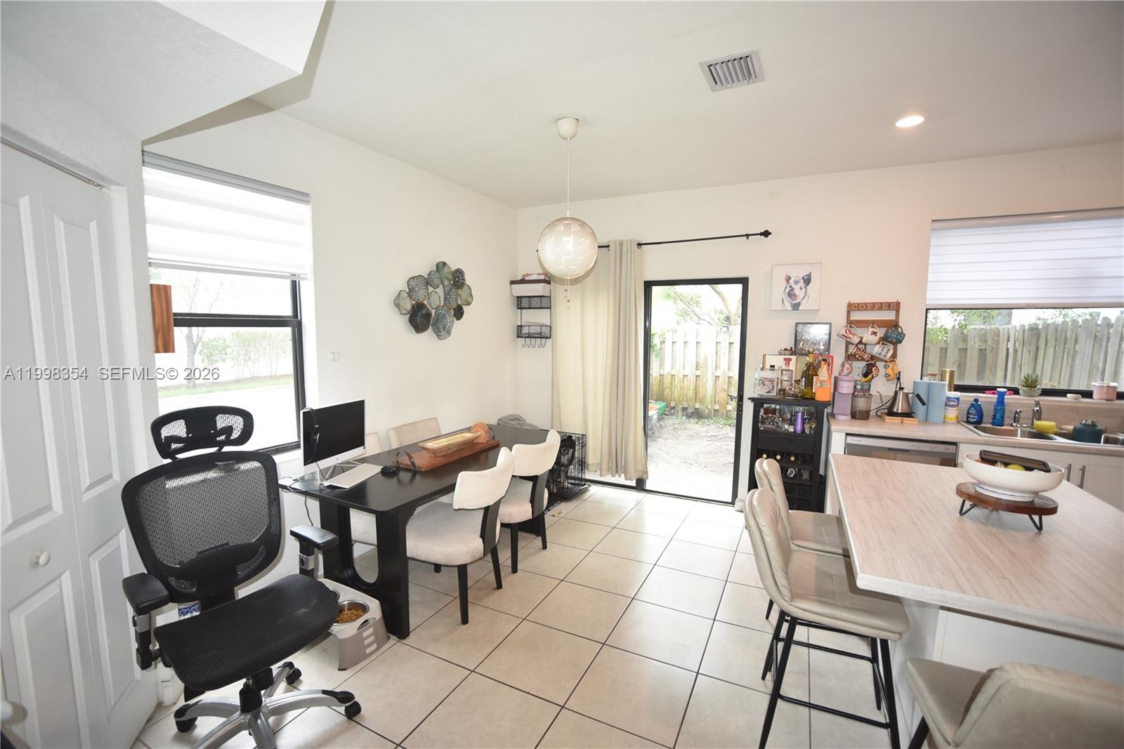 VIA VENTURA NEIGHBORHOOD - Residential