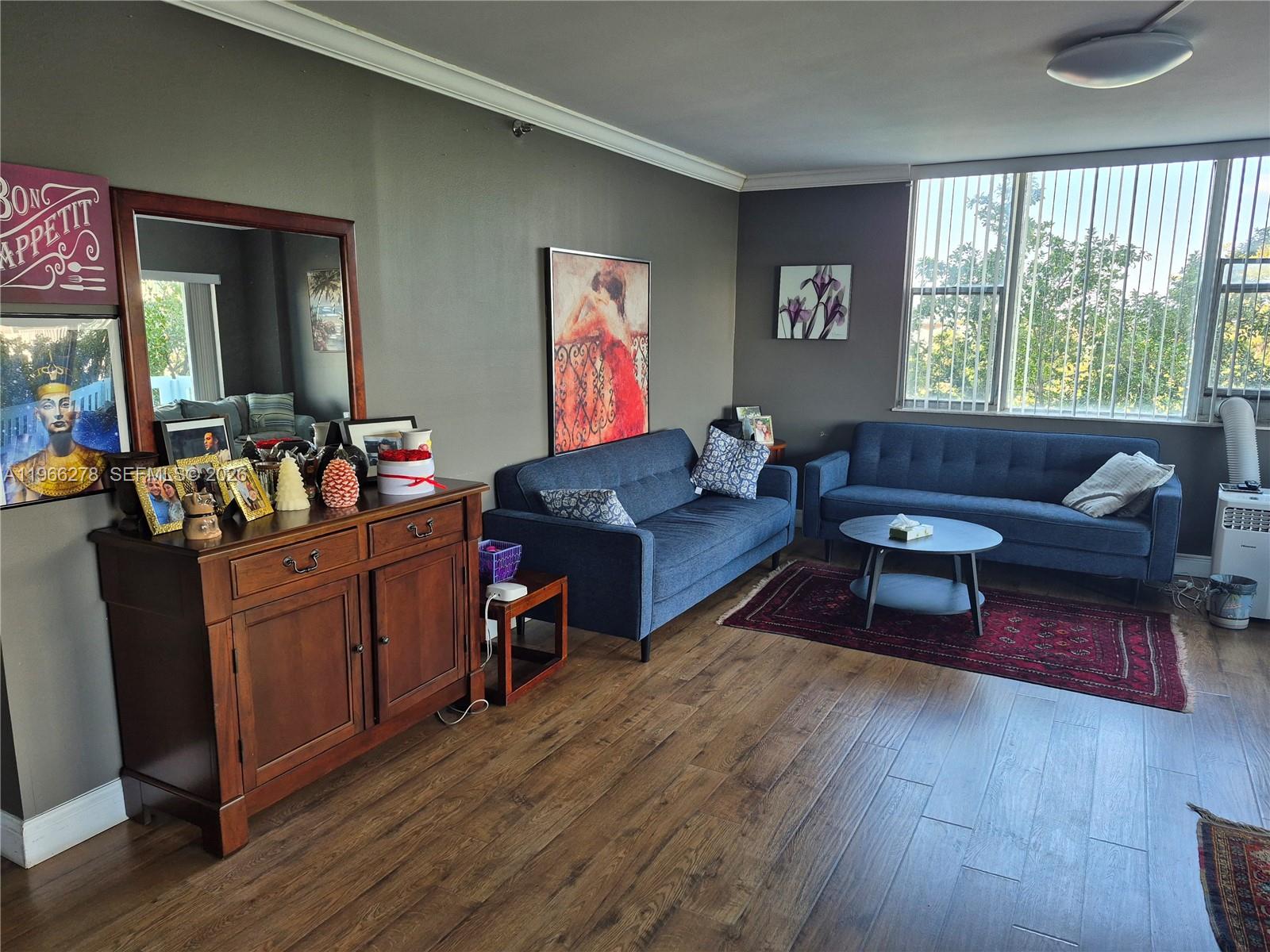 HILLCREST EAST NO 26 COND - Residential
