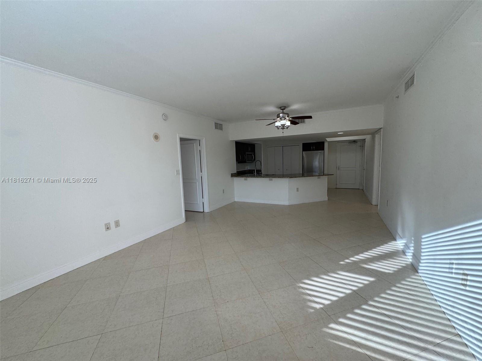 TURNBERRY VLG NO TOWER CO - Residential