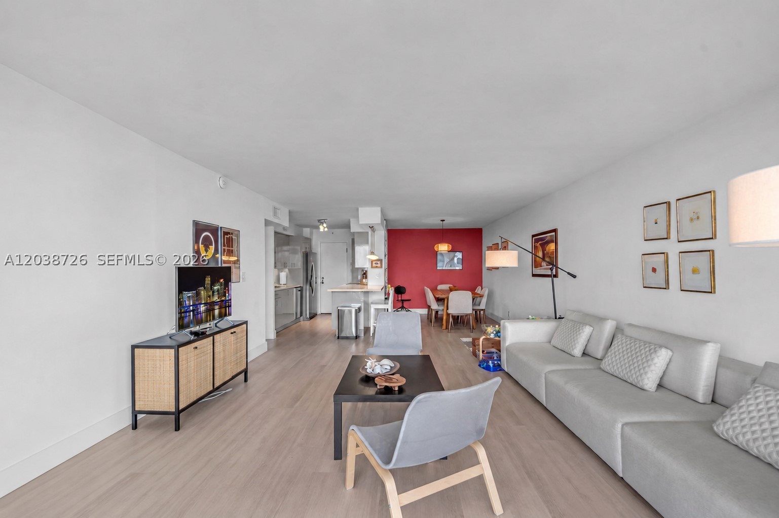 ISLAND BREAKERS CONDO - Residential