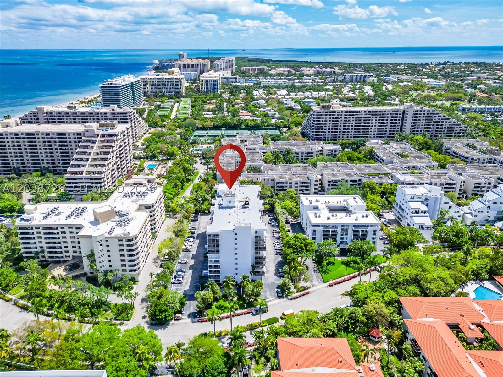 ISLAND BREAKERS CONDO - Residential