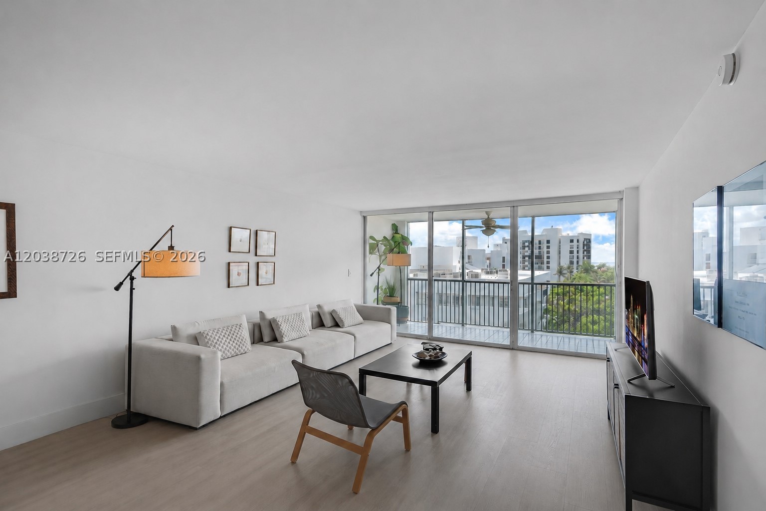 ISLAND BREAKERS CONDO - Residential