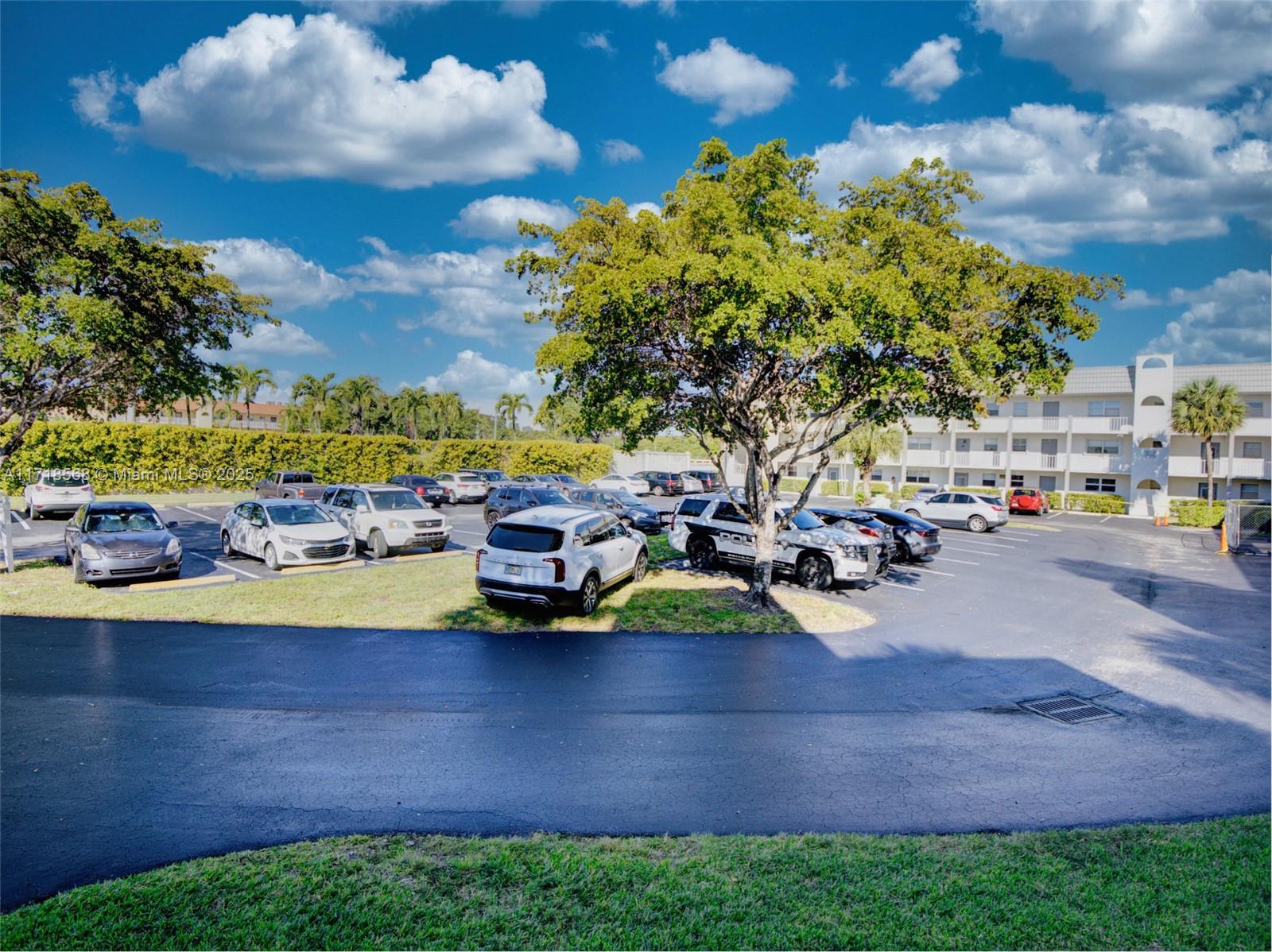 Sunrise Lakes - Residential