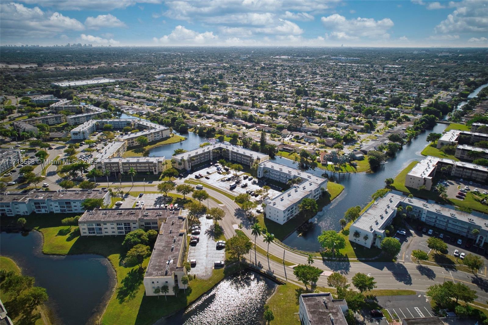 Sunrise Lakes - Residential