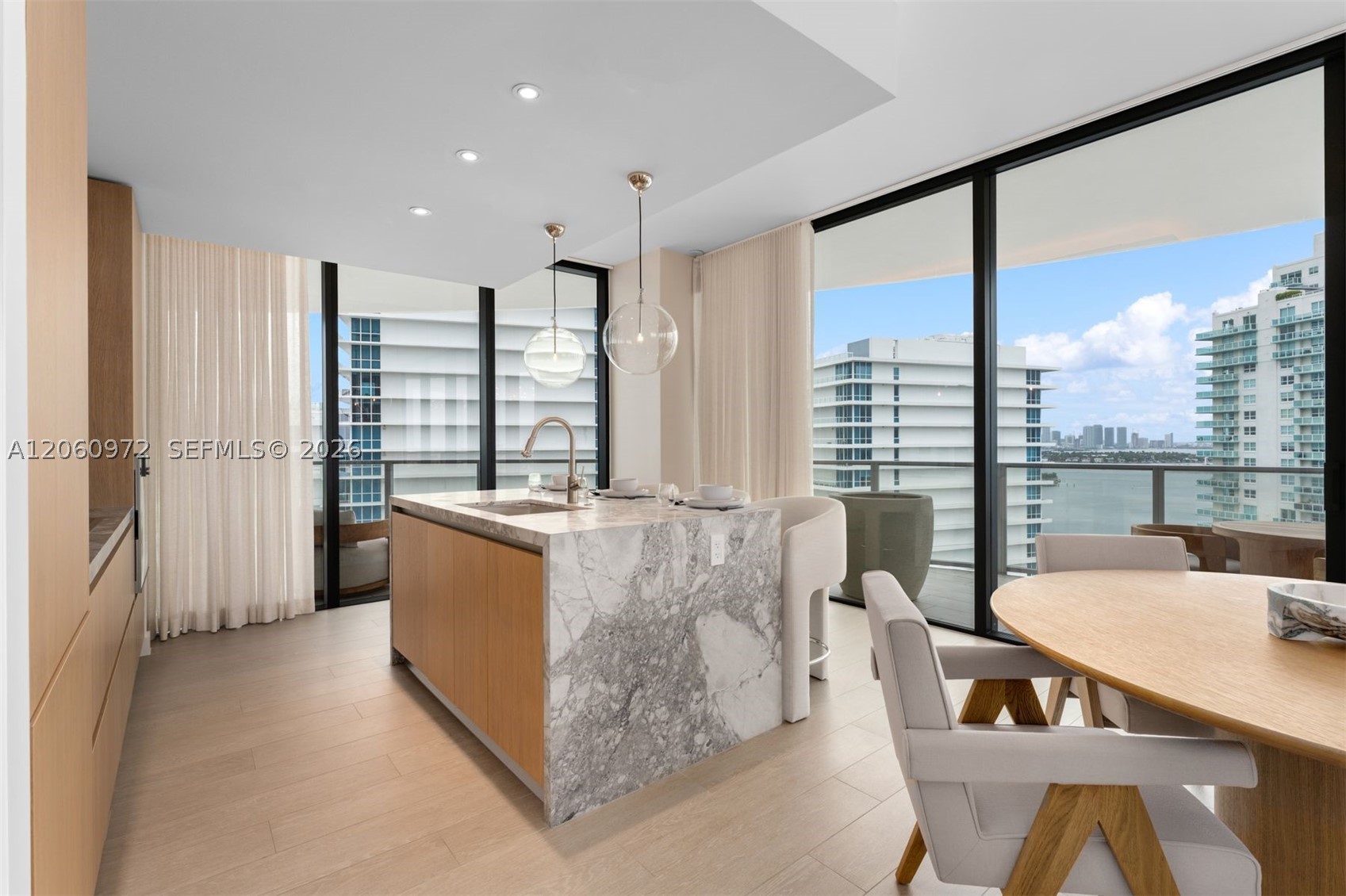 FIVE PARK - Residential