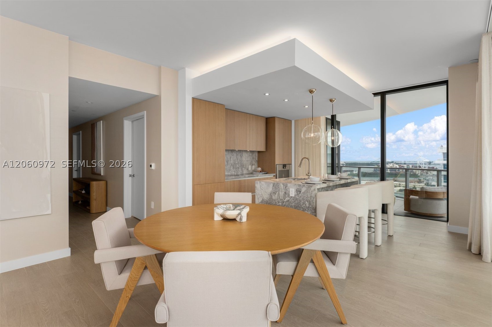 FIVE PARK - Residential