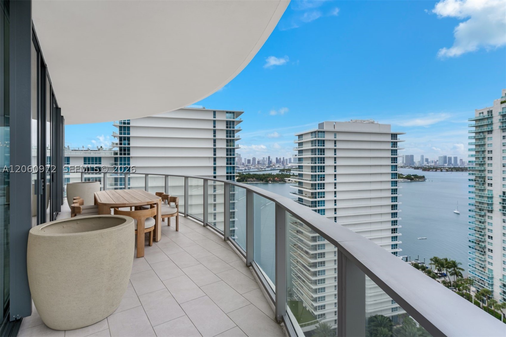 FIVE PARK - Residential