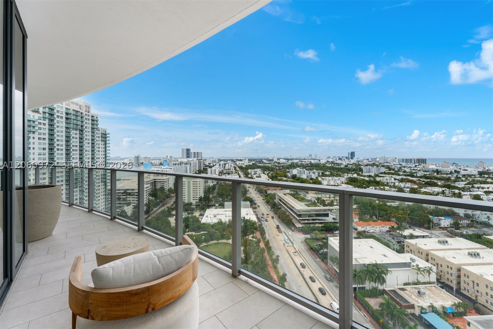 FIVE PARK - Residential