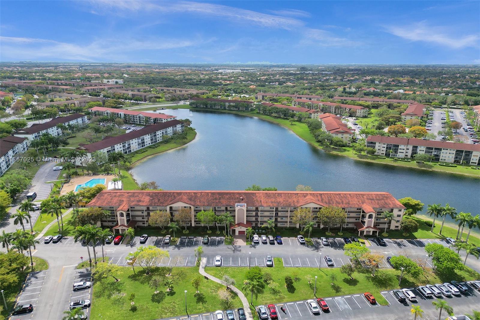 HAWTHORNE AT CENTURY VILL - Residential