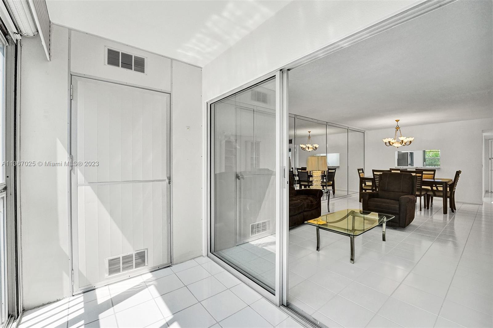 HAWTHORNE AT CENTURY VILL - Residential