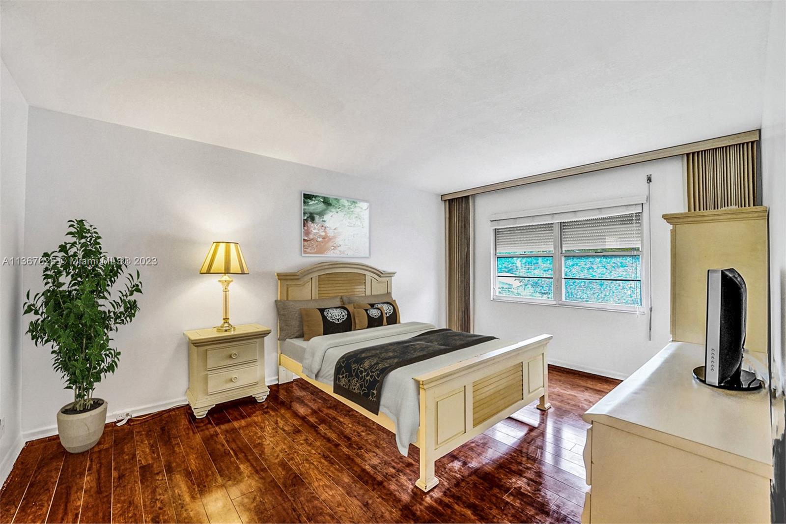 HAWTHORNE AT CENTURY VILL - Residential