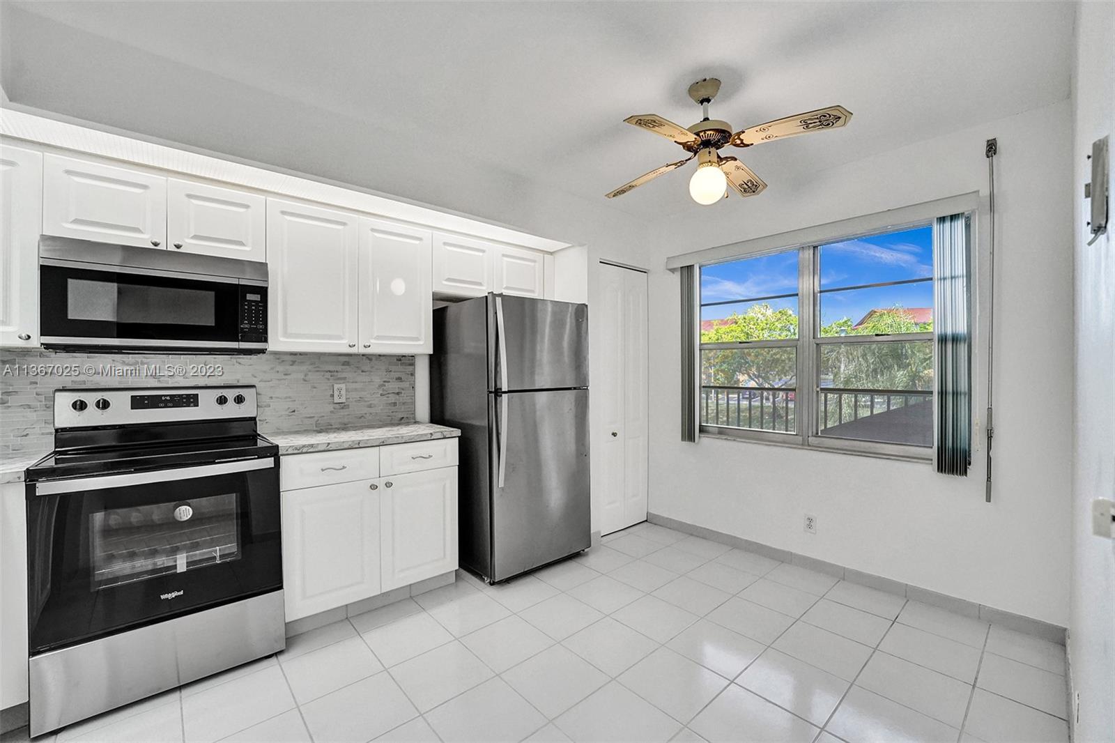 HAWTHORNE AT CENTURY VILL - Residential