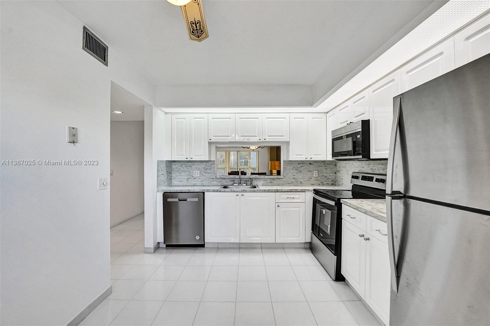 HAWTHORNE AT CENTURY VILL - Residential