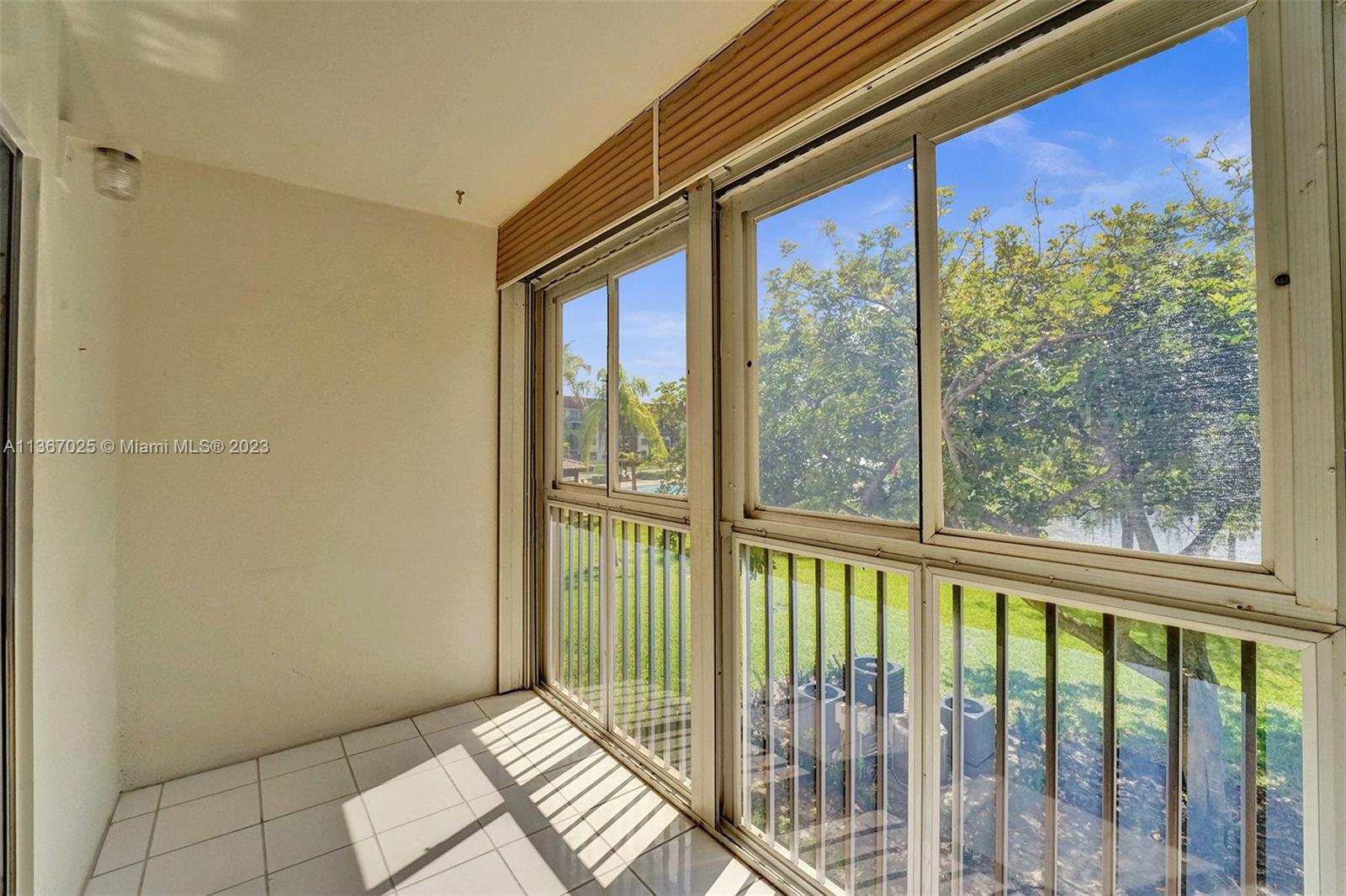 HAWTHORNE AT CENTURY VILL - Residential