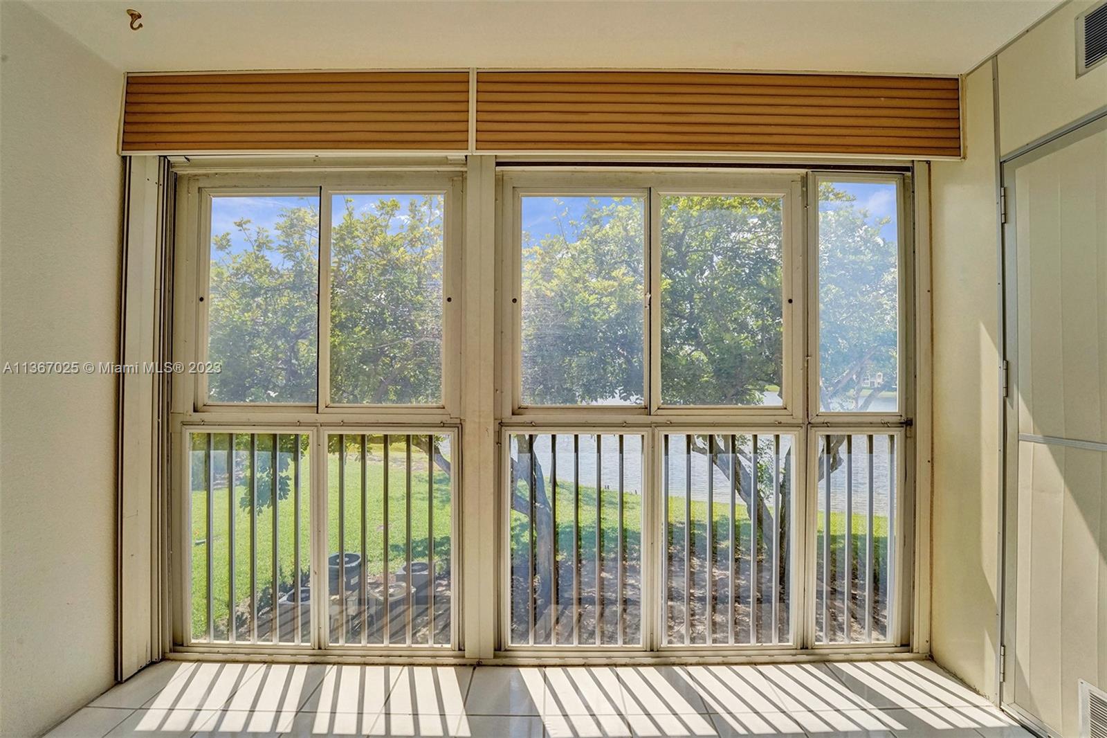 HAWTHORNE AT CENTURY VILL - Residential
