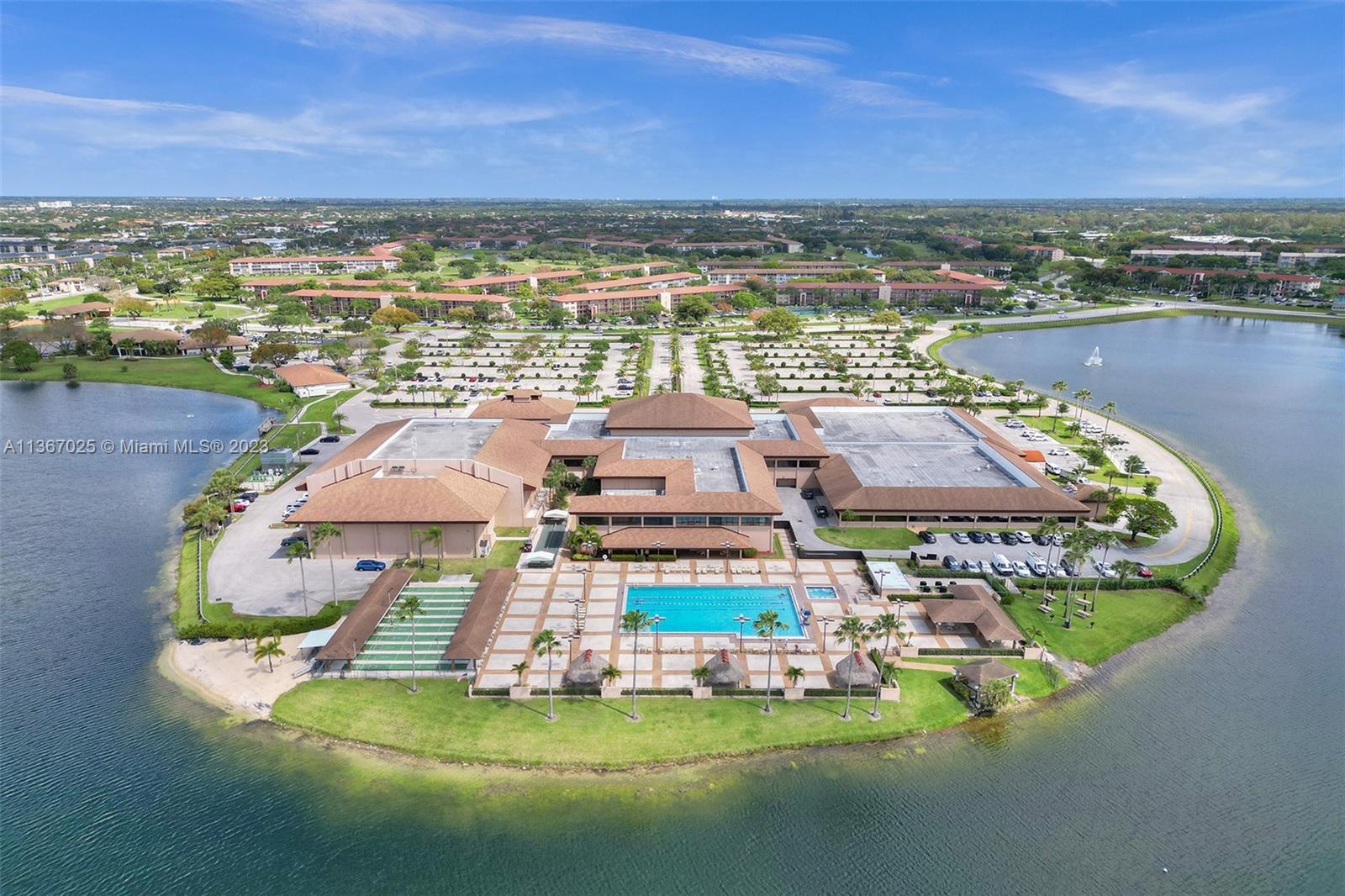 HAWTHORNE AT CENTURY VILL - Residential