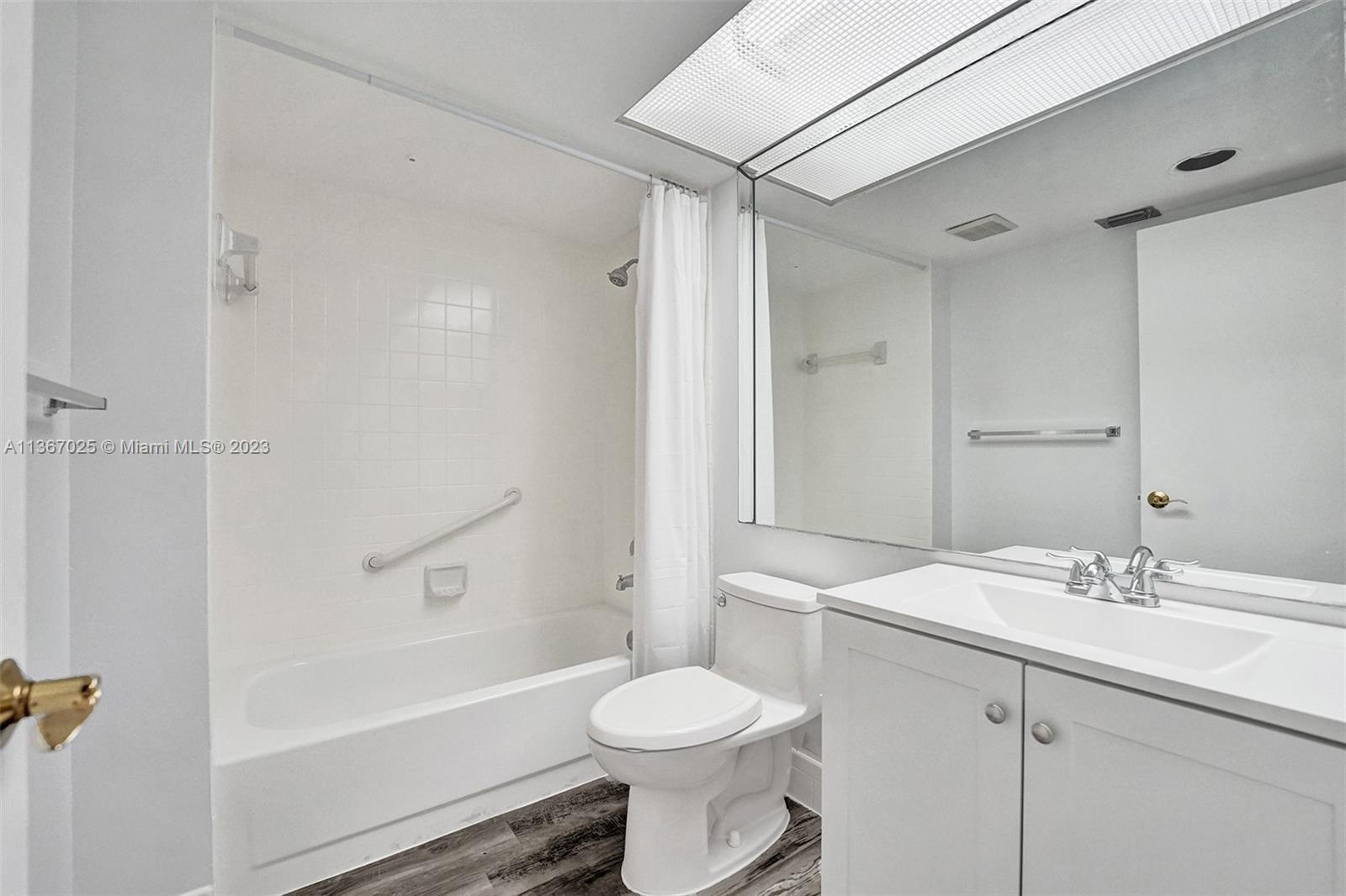 HAWTHORNE AT CENTURY VILL - Residential