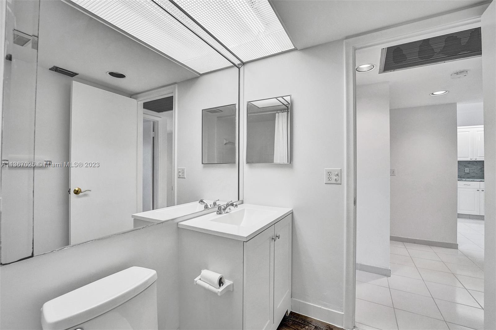 HAWTHORNE AT CENTURY VILL - Residential