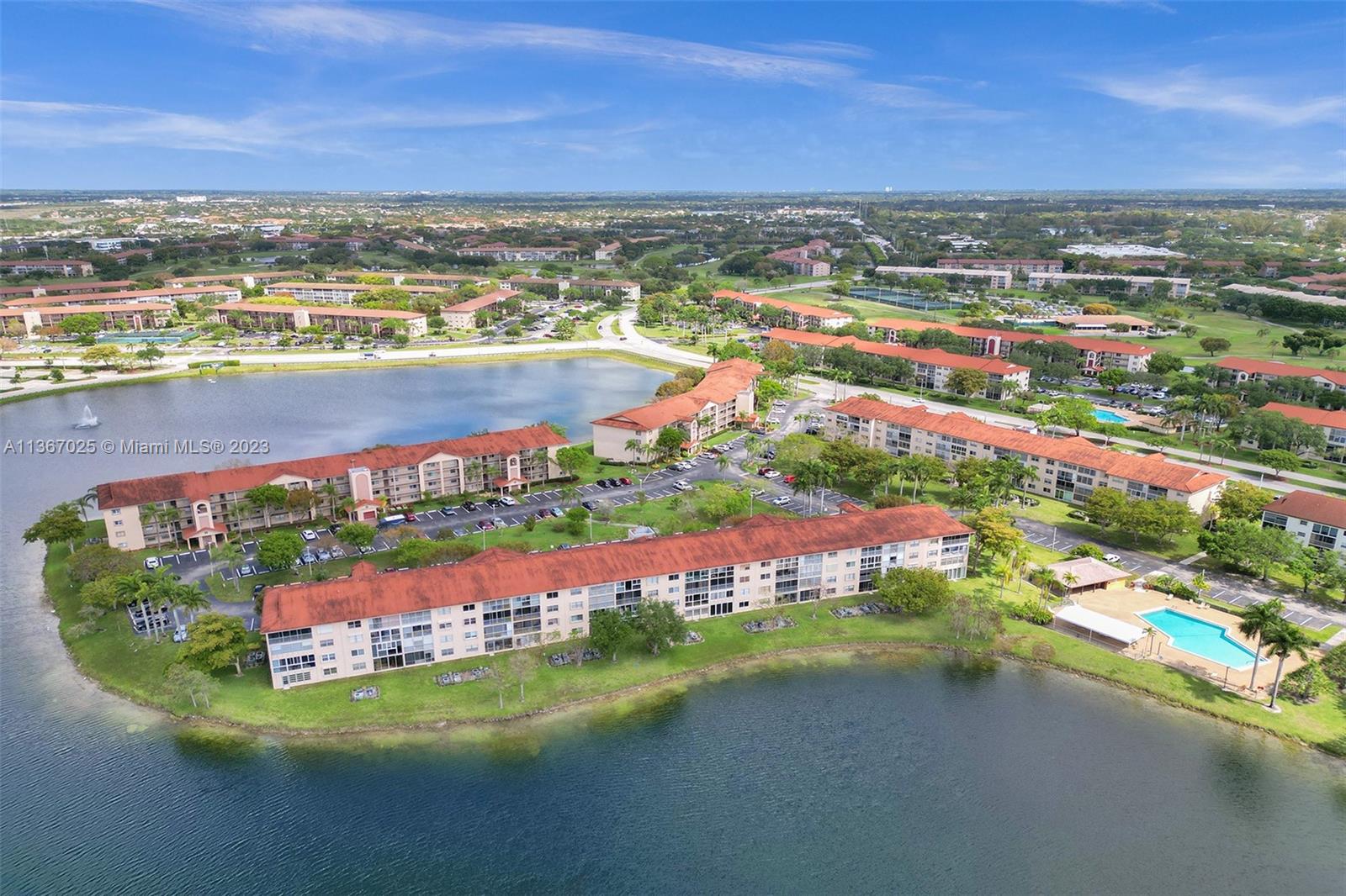 HAWTHORNE AT CENTURY VILL - Residential