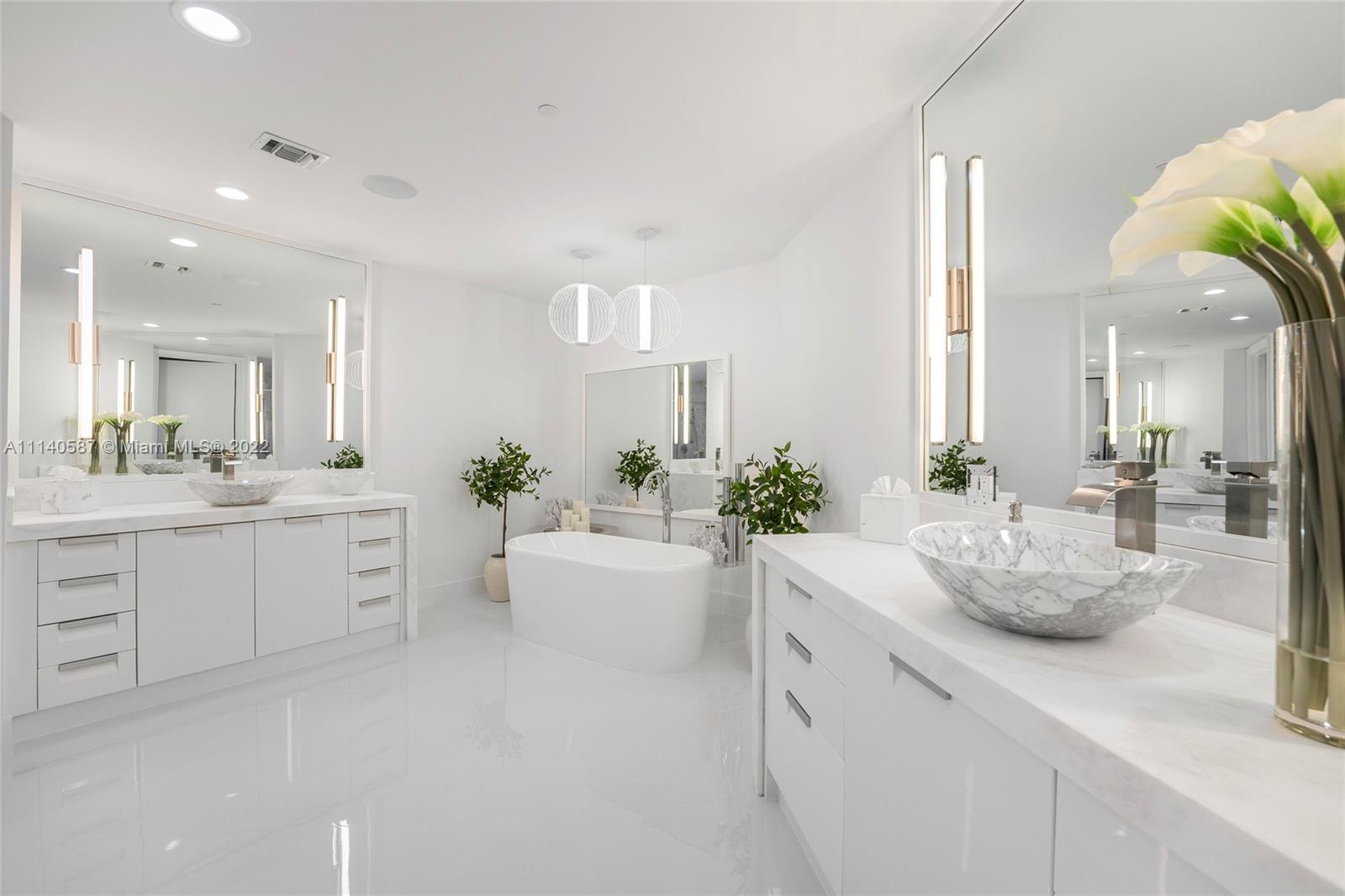 THE RESIDENCES AT THE BAT - Residential