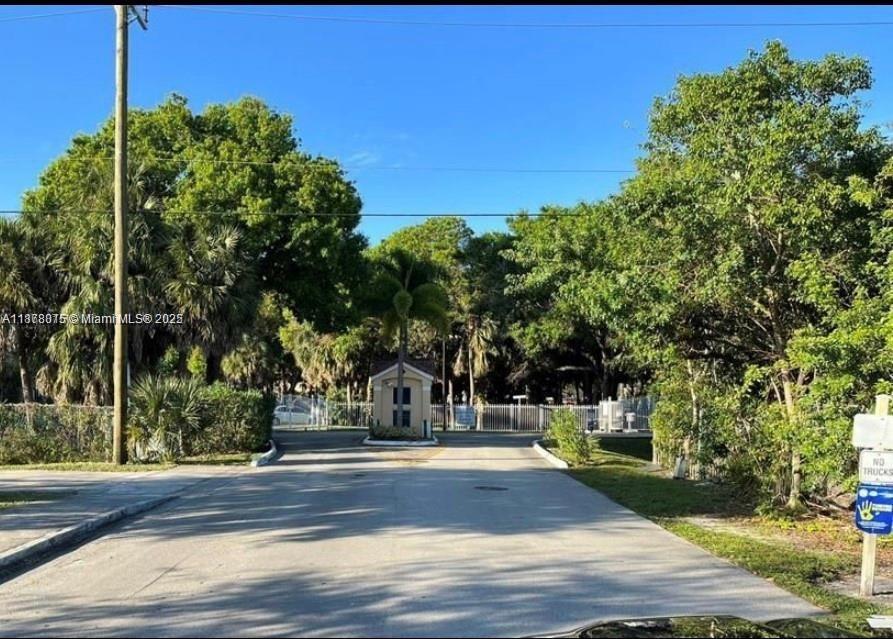 SAILBOAT POINTE CONDO - Residential
