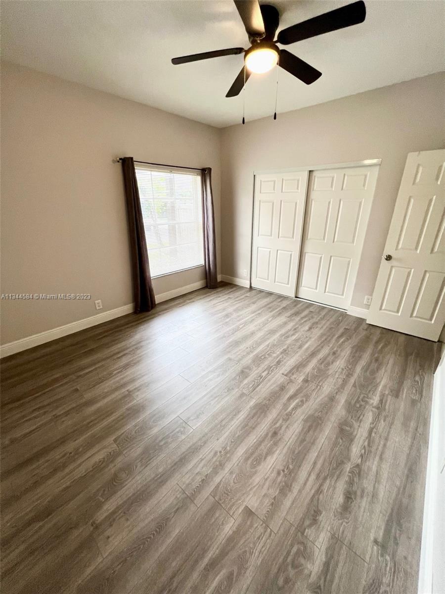 PARKLAND LAKES - Residential Lease