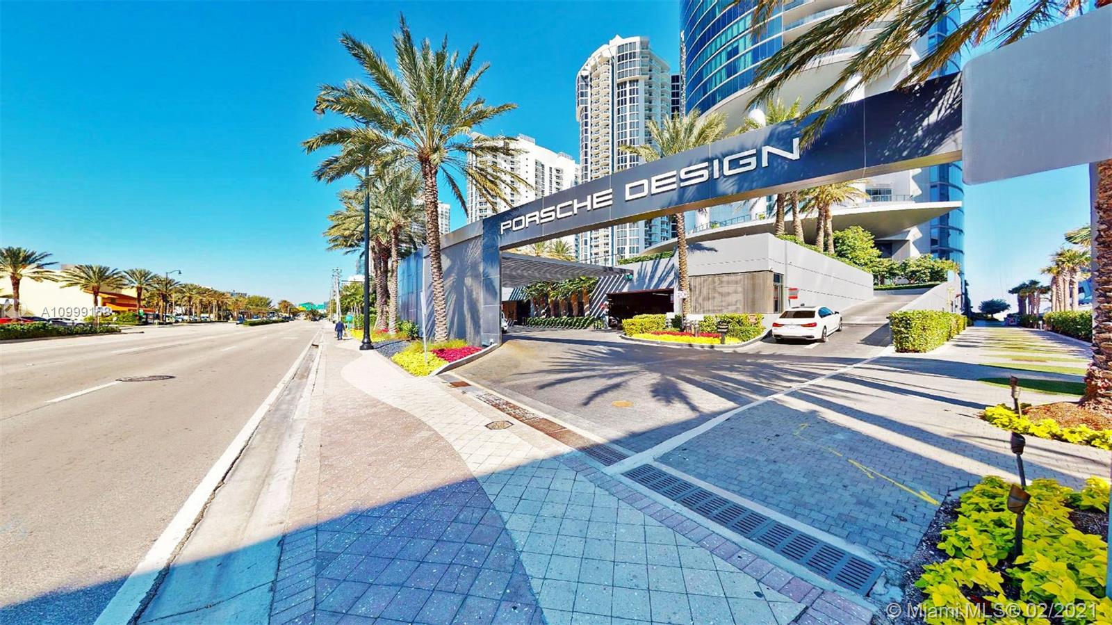 18555 COLLINS AVENUE COND - Residential