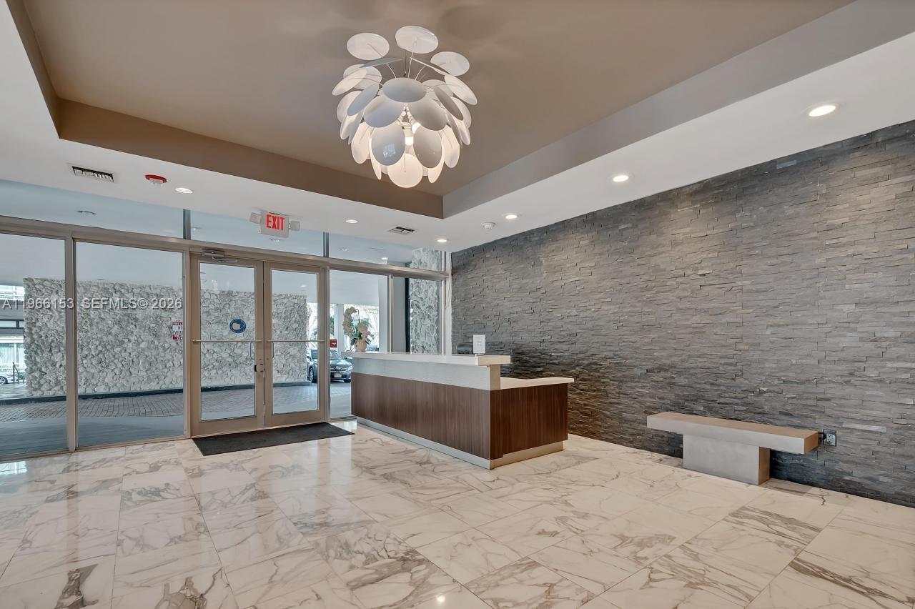 FOUR WINDS CONDO - Residential