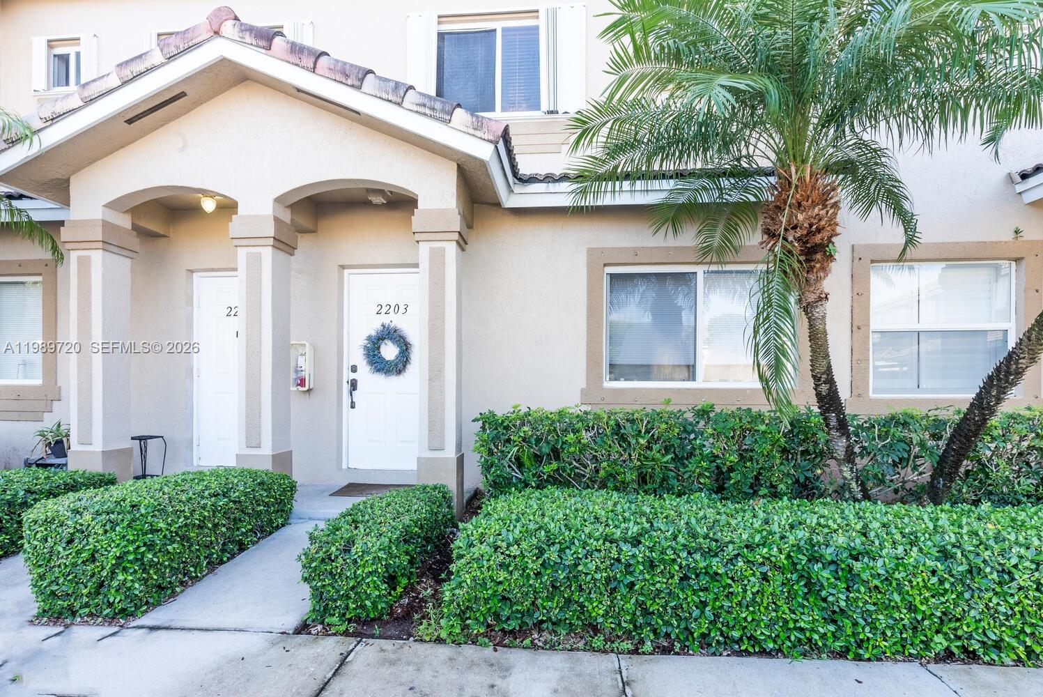 Spacious 2-bedroom townhouse featuring dual master suites, perfect for privacy and flexible living arrangements. This well-maintained home offers laminate flooring throughout, creating a clean and modern feel. Enjoy your own private fenced patio, ideal for relaxing or entertaining.
Association includes cable, internet, and alarm service, providing added value and convenience. Located in a great community with security, offering peace of mind and a welcoming environment. A fantastic opportunity for comfortable and low-maintenance living!