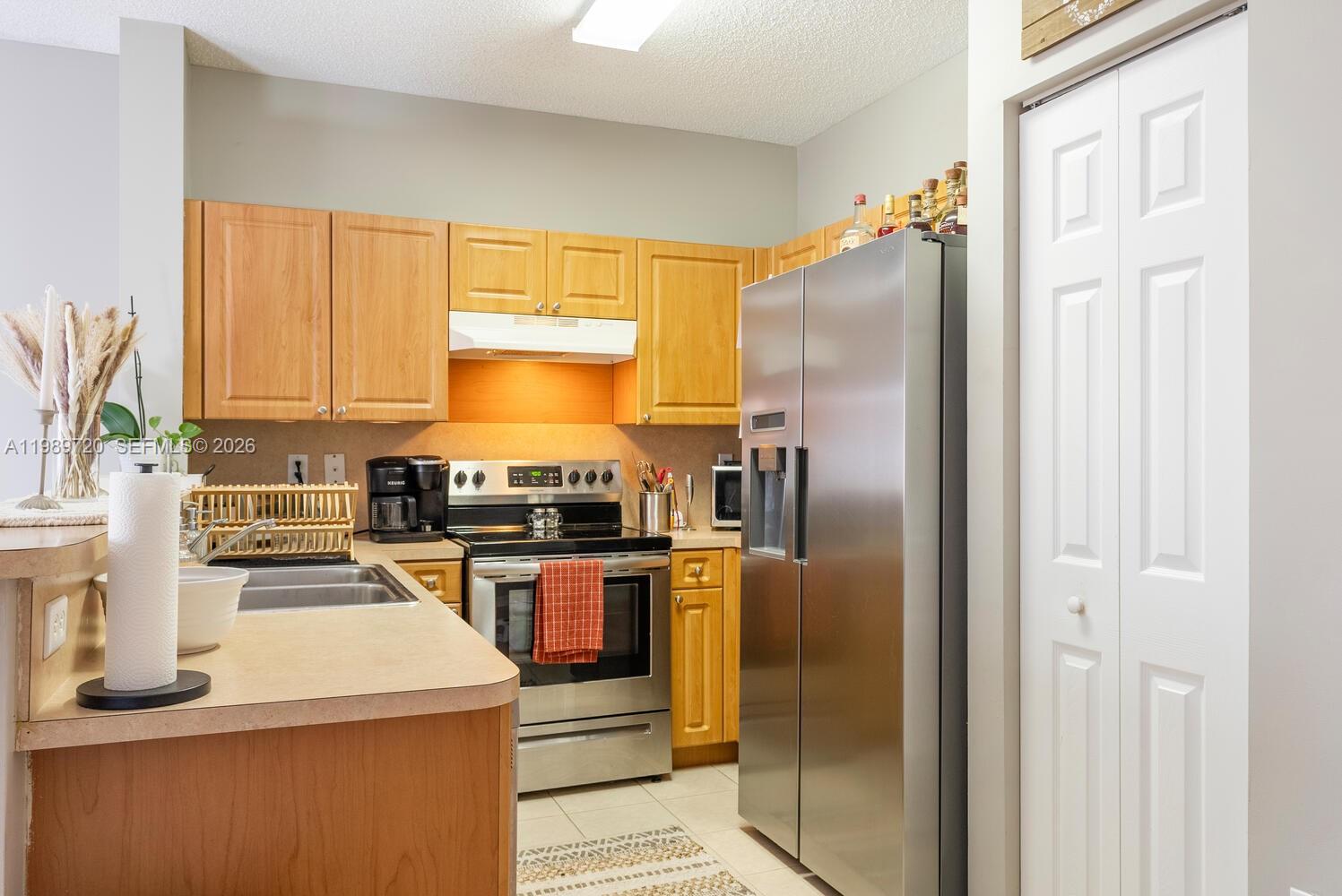 TOWNGATE CONDO ELEVEN - Residential