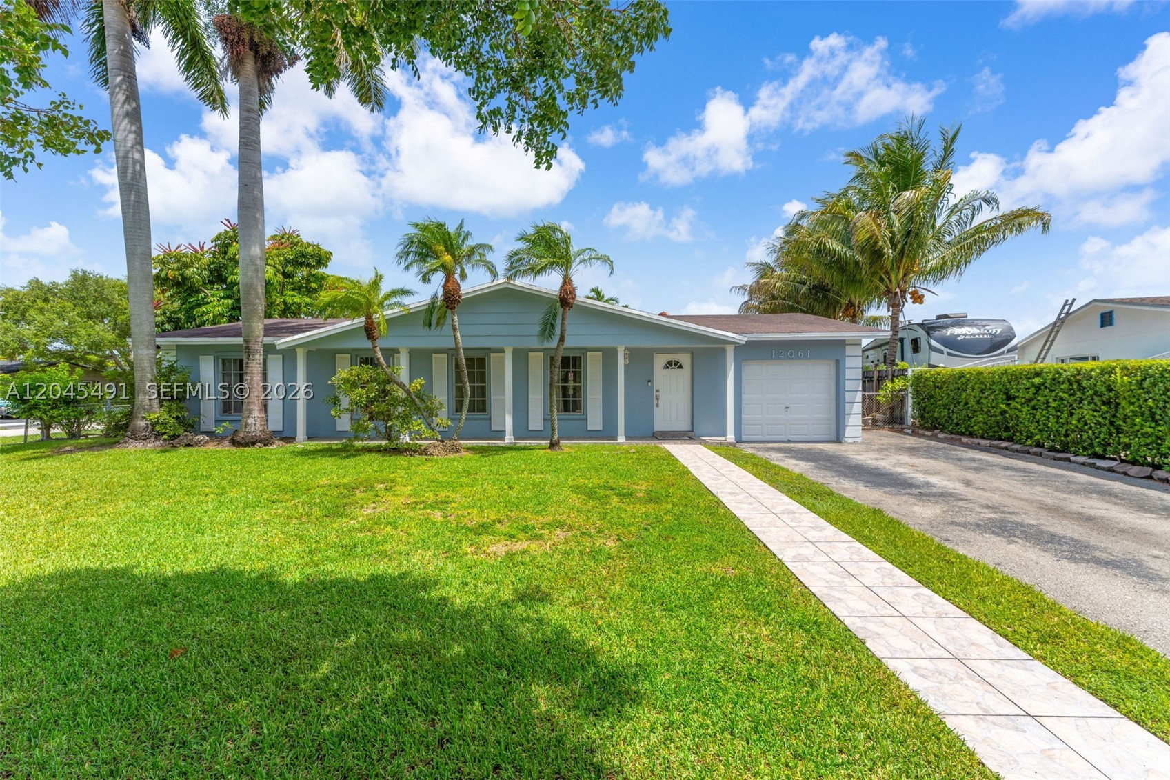 3BR/2BA residence in the desirable Devon-Aire Estates Section 5, just 15 minutes from FIU and within a top-rated school district.   

Set on a rare ¼+ acre corner lot with no HOA!    The property offers generous driveway parking, a side entrance for paved parking for boat/RV, and space to add a pool.   The home features a bright patio and a versatile room in the garage with expansion potential.

The oversized lot allows for in-law quarters or extension of existing space under current regulations to add an additional dwelling unit, (ADU) under Florida SB 48—ask agent for details. 

Conveniently located near parks, shopping, and major highways. Owner financing possible, to be discussed in person. Motivated seller—bring offers.